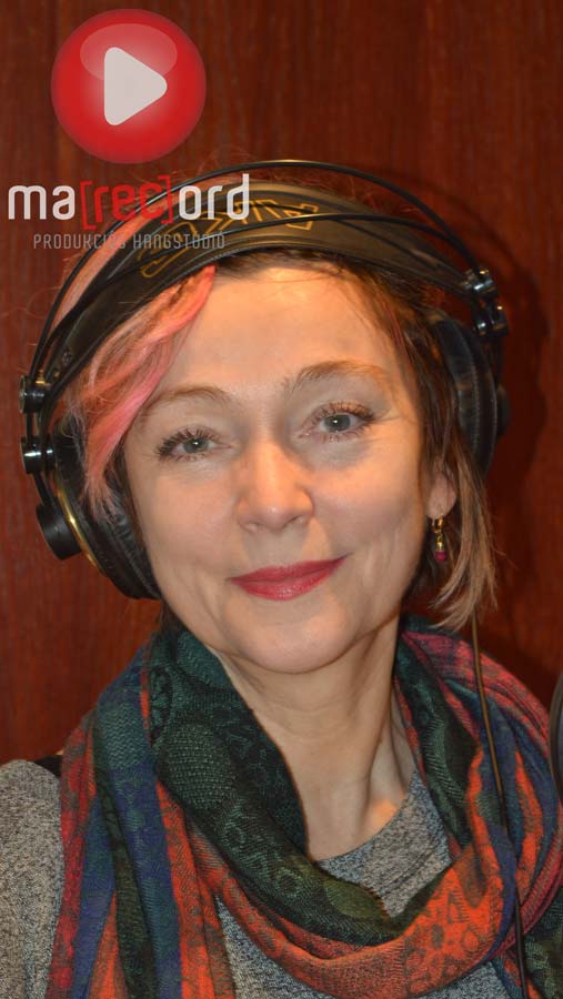  Orosz Helga  Színművész, szinkronszínész